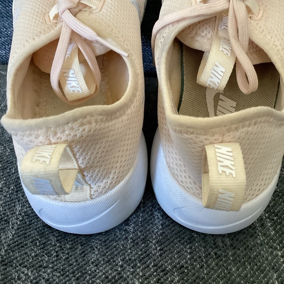 Nike Women's Ashin Modern AJ8799-800 Guava Ice Pink Size 8.5 - Picture 3 of 7